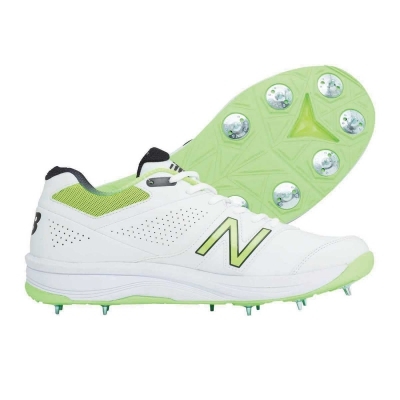 w3 cricket spikes